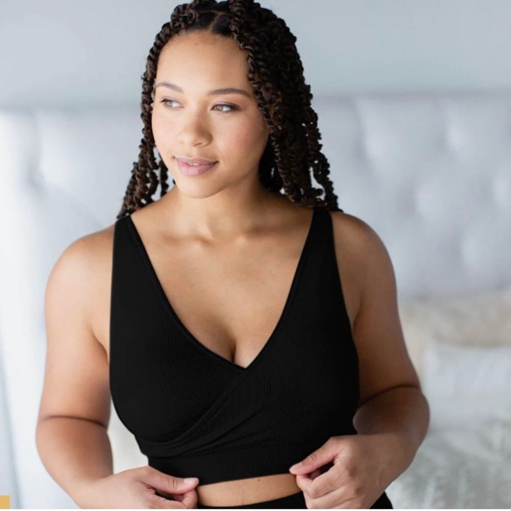 TWO Kindred Bravely Sublime Adjustable Crossover Nursing Lounge Bra Size 1XBusty